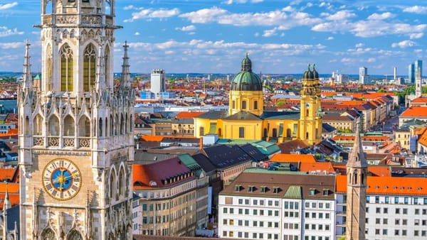 TOP 10 Stadtrundfahrten in & um München (mit Tickets)